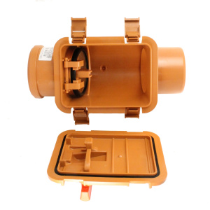 Фото товара «Обратный клапан для канализации 110 мм Pro Aqua. Код 15439», Обратные и вакуумные клапаны